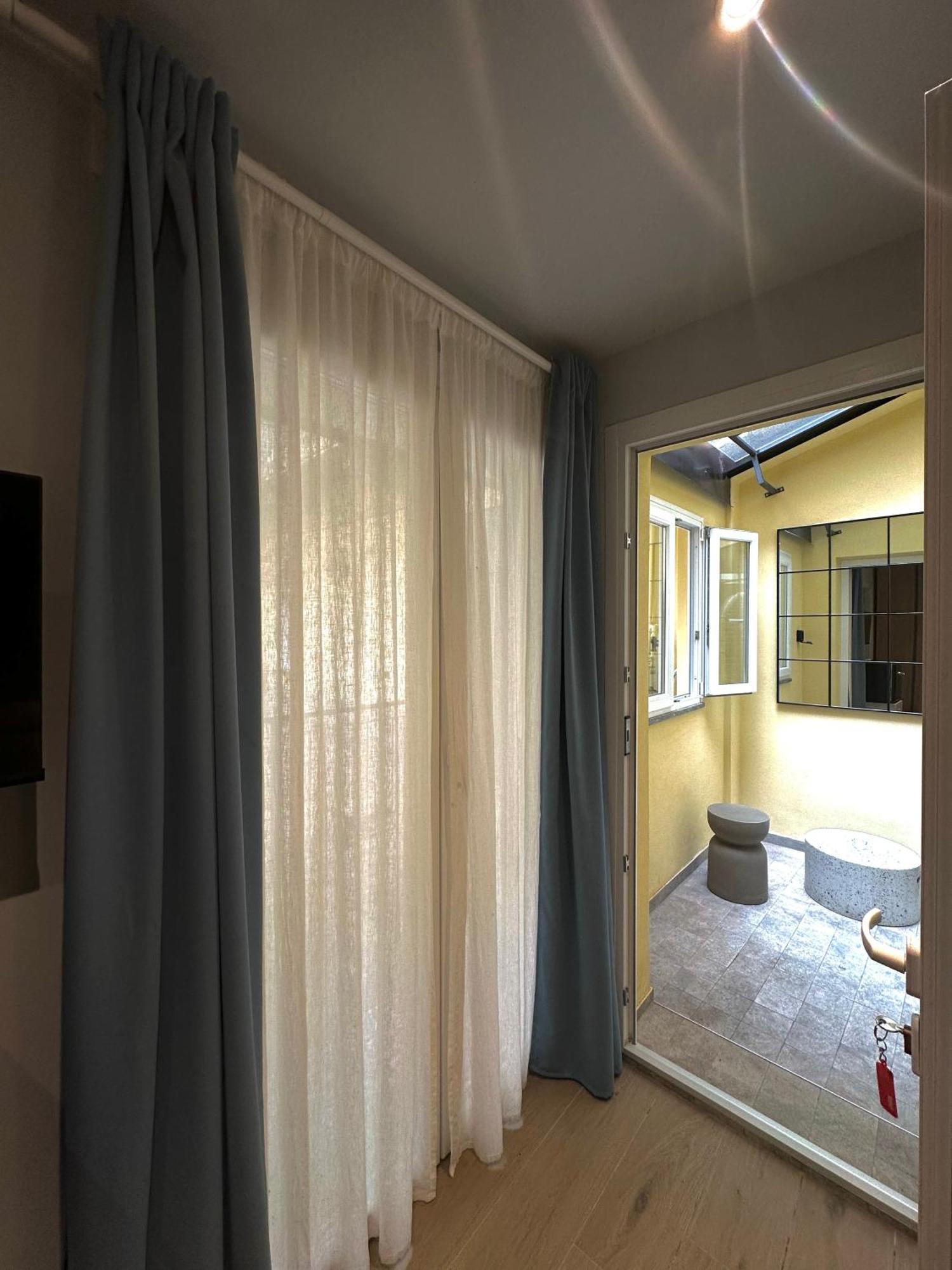 New Apartment Tita'S Design House Milan Bagian luar foto